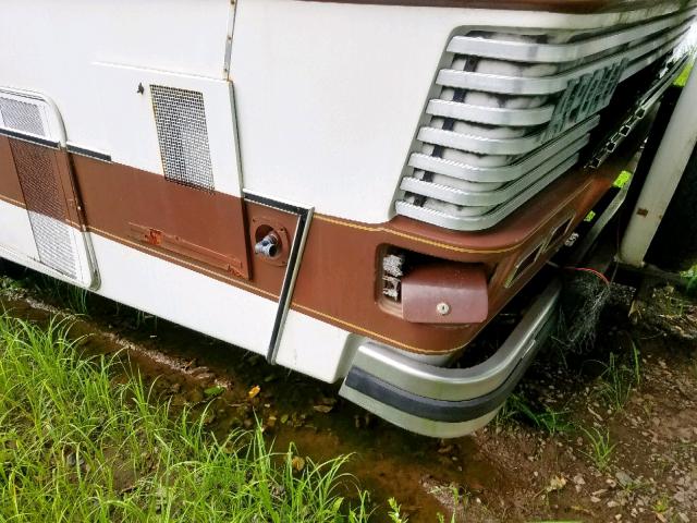 M50DA7J024955 - 1978 DODGE RV WHITE photo 9