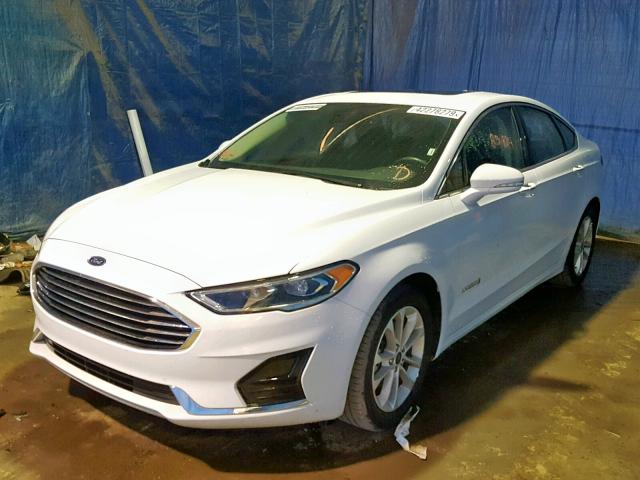 3FA6P0MU6KR181634 - 2019 FORD FUSION SEL WHITE photo 2