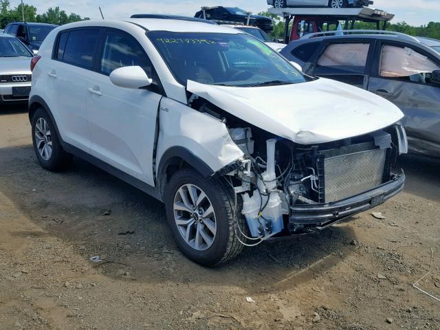 KNDPBCAC0G7873302 - 2016 KIA SPORTAGE L WHITE photo 1