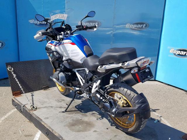 WB10J9303KZH98683 - 2019 BMW R 1250 GS WHITE photo 3