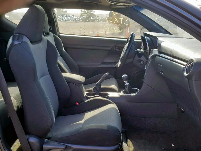 JTKJF5C71FJ004885 - 2015 TOYOTA SCION TC ნაცრისფერი ფოტო 5