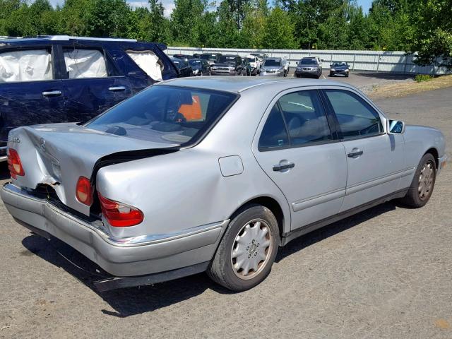 WDBJF65F7WA549103 - 1998 MERCEDES-BENZ E 320 SILVER photo 4