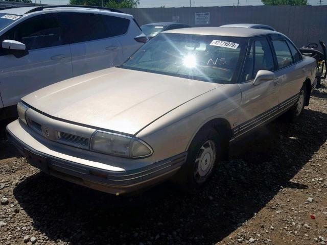 1G3HN5318PH323277 - 1993 OLDSMOBILE 88 ROYALE TAN photo 2