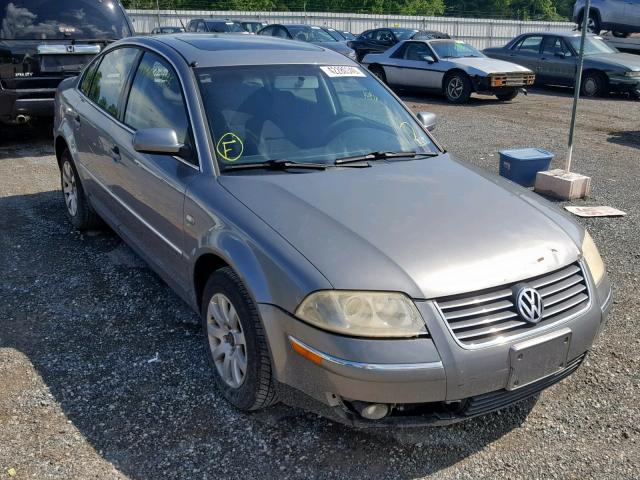 WVWPD63B02P240646 - 2002 VOLKSWAGEN PASSAT GLS GRAY photo 1