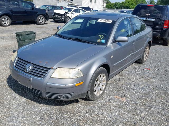 WVWPD63B02P240646 - 2002 VOLKSWAGEN PASSAT GLS GRAY photo 2