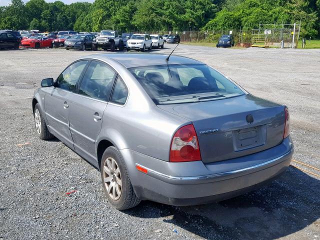 WVWPD63B02P240646 - 2002 VOLKSWAGEN PASSAT GLS GRAY photo 3