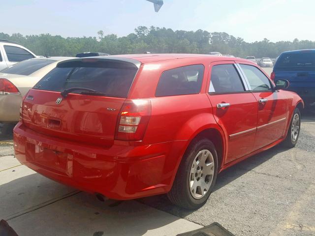 2D4FV47V67H793446 - 2007 DODGE MAGNUM SXT RED photo 4