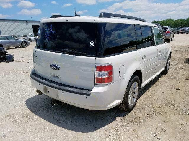 2FMDK51C09BA23528 - 2009 FORD FLEX SE WHITE photo 4