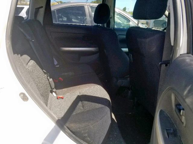 JTKKT624340050621 - 2004 TOYOTA SCION XA WHITE photo 6