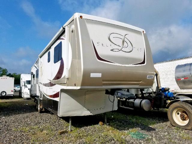 5KEFA3628A1005316 - 2010 DRV 5TH WHEEL WHITE photo 1