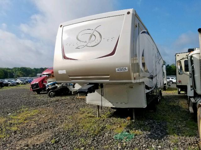 5KEFA3628A1005316 - 2010 DRV 5TH WHEEL WHITE photo 2