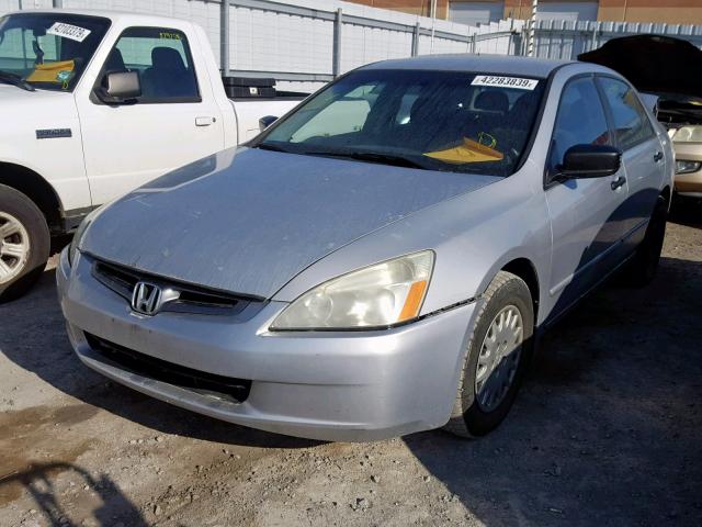 1HGCM56175A809156 - 2005 HONDA ACCORD DX SILVER photo 2