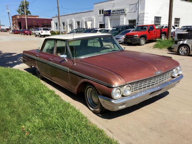 2G62Z181421 - 1962 FORD GALAXIE BROWN photo 3