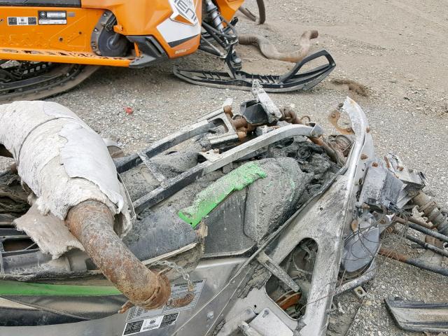 4UF08SNW78T106272 - 2000 ARCTIC CAT F1000 黑色 照片 5