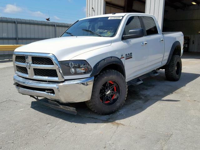 3C6UR5DL0DG525240 - 2013 RAM 2500 SLT WHITE photo 2