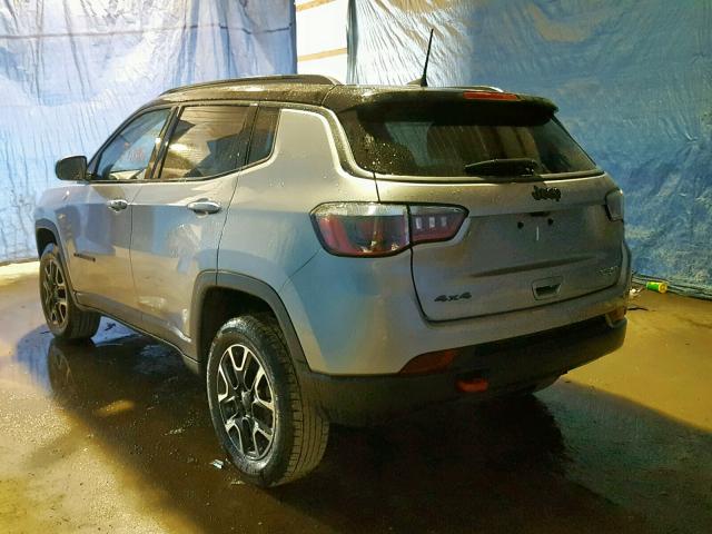 3C4NJDDB6KT650298 - 2019 JEEP COMPASS TR GRAY photo 3