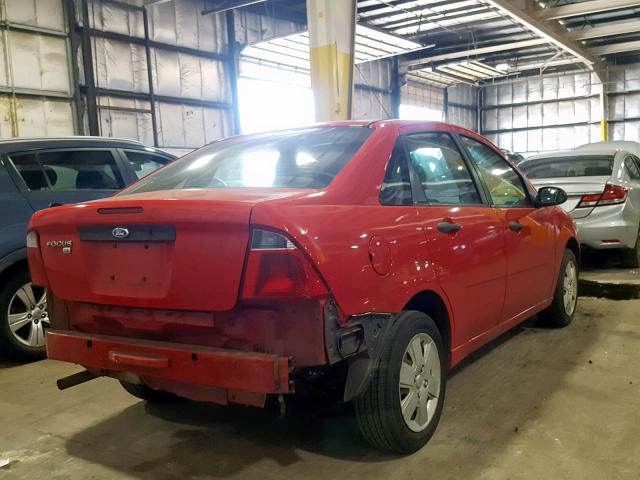 1FAHP34N27W303154 - 2007 FORD FOCUS ZX4 RED photo 4