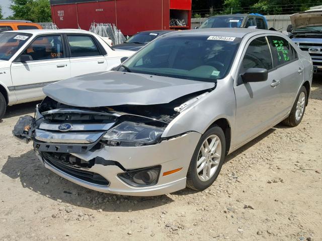 3FAHP0GA4CR428953 - 2012 FORD FUSION S SILVER photo 2