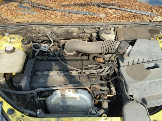 3FAFP31312R126120 - 2002 FORD FOCUS ZX3 YELLOW photo 7