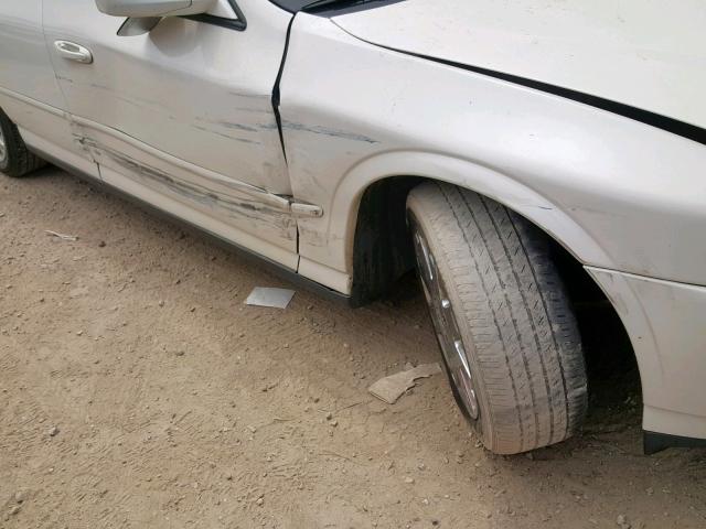 1LNHM87A35Y623847 - 2005 LINCOLN LS 白色 照片 9
