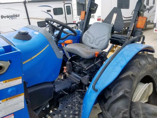 NH5331495 - 2015 NEWH TRACTOR BLUE photo 6