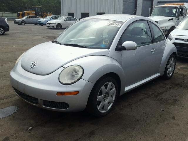 3VWEG31C77M508546 - 2007 VOLKSWAGEN NEW BEETLE Gümüş foto 2