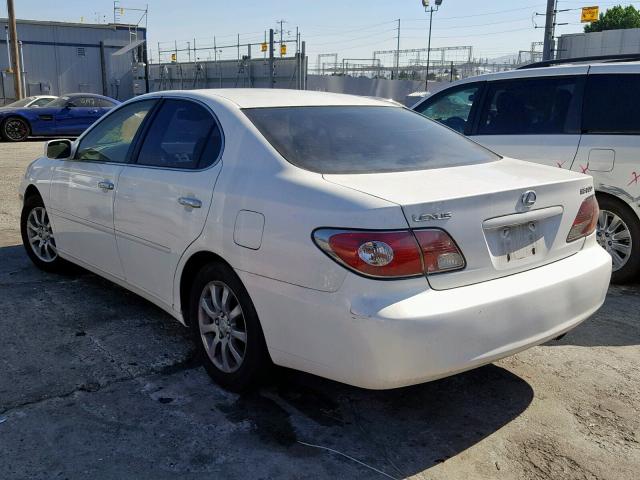 JTHBF30G220020676 - 2002 LEXUS ES 300 WHITE photo 3