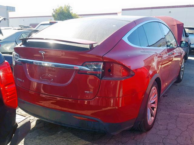 5YJXCBE28HF045647 - 2017 TESLA MODEL X RED photo 4