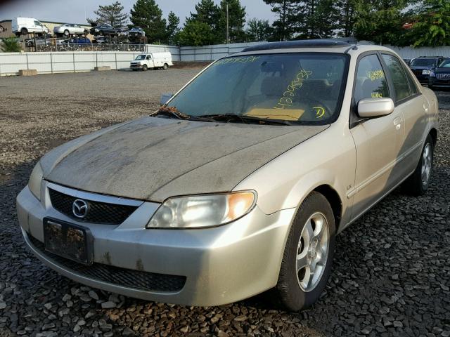 JM1BJ225820517270 - 2002 MAZDA PROTEGE DX BEIGE photo 2