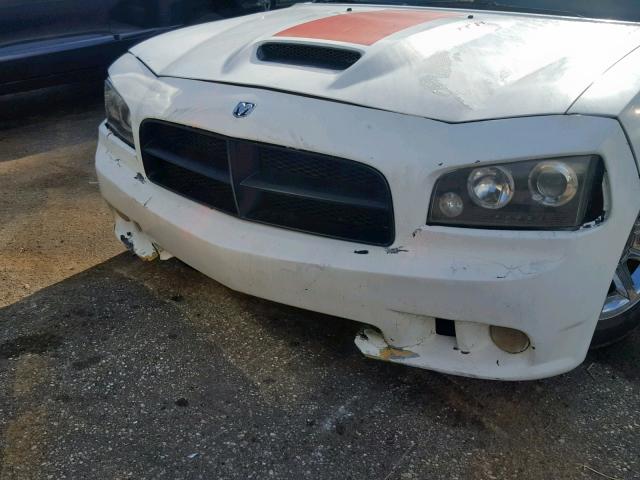 2B3LA73W06H327961 - 2006 DODGE CHARGER SR WHITE photo 9