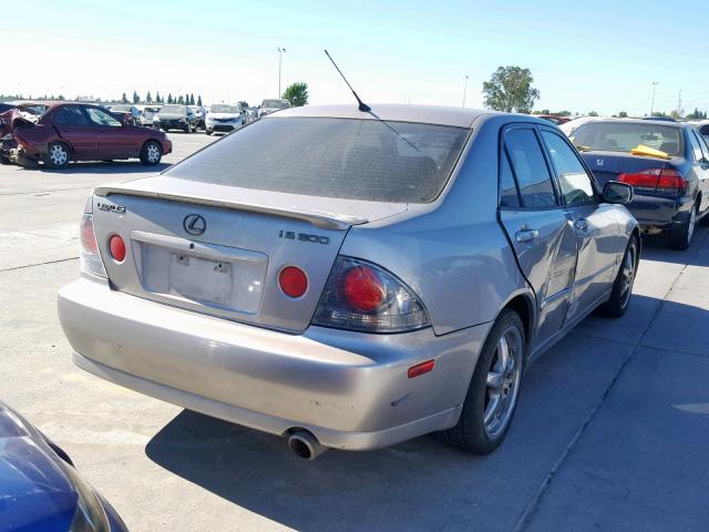 JTHBD192230073395 - 2003 LEXUS IS 300 GRAY photo 4