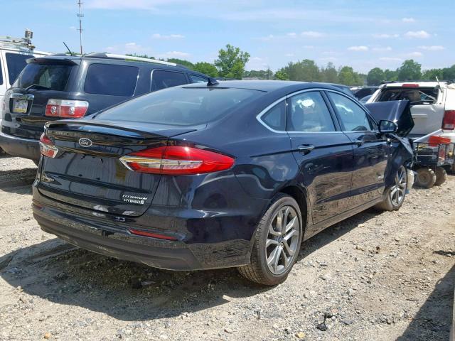 3FA6P0RU3KR104907 - 2019 FORD FUSION TIT BLACK photo 4