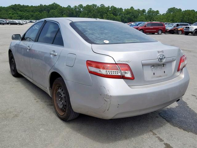 4T1BF3EK7AU037328 - 2010 TOYOTA CAMRY BASE SILVER photo 3