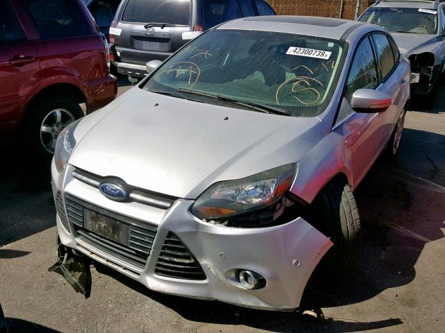 1FAHP3J25CL379182 - 2012 FORD FOCUS TITA GRAY photo 2