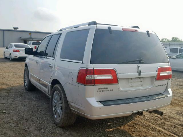 5LMFU27539EJ01215 - 2009 LINCOLN NAVIGATOR WHITE photo 3