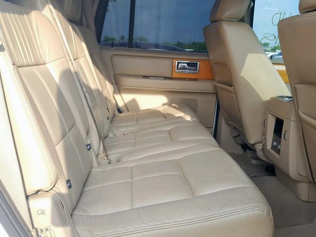 5LMFU27539EJ01215 - 2009 LINCOLN NAVIGATOR WHITE photo 6