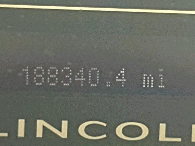 5LMFU27539EJ01215 - 2009 LINCOLN NAVIGATOR WHITE photo 8