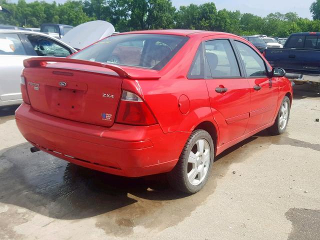 1FAFP34N55W217986 - 2005 FORD FOCUS ZX4 RED photo 4