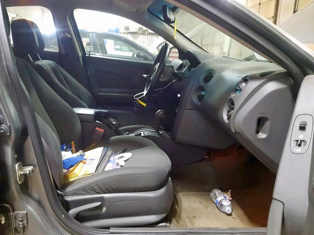 2G2WP522451317832 - 2005 PONTIAC GRAND PRIX GRAY photo 5