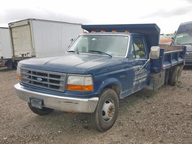 1FDLF47G3TEA95243 - 1996 FORD F SUPER DU BLUE photo 2