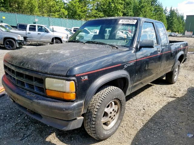 1B7GG23X9TS548117 - 1996 DODGE DAKOTA BLACK photo 2