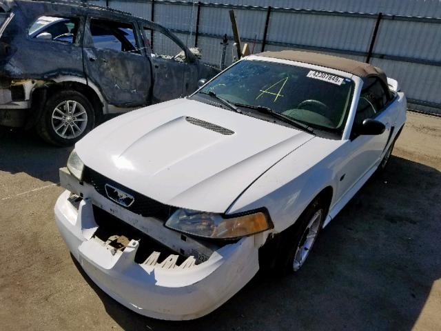 1FAFP45X0YF266541 - 2000 FORD MUSTANG GT WHITE photo 2