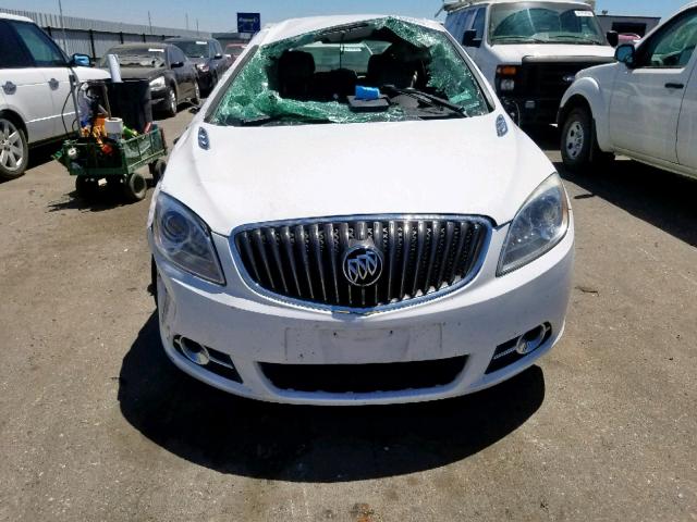 1G4PR5SK0G4144999 - 2016 BUICK VERANO CON WHITE photo 9