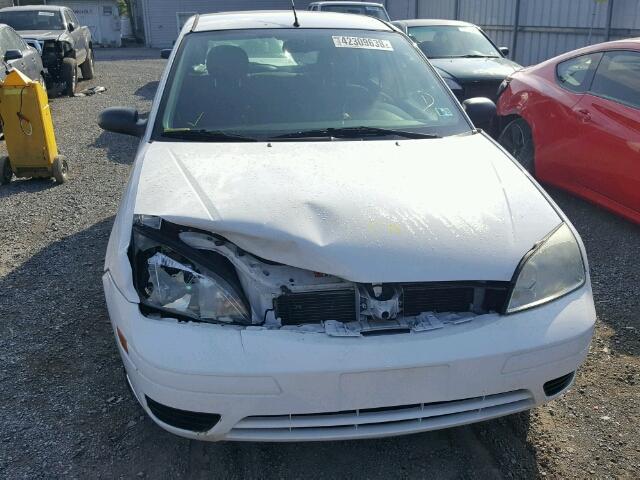 1FAFP37N07W256511 - 2007 FORD FOCUS ZX5 WHITE photo 7