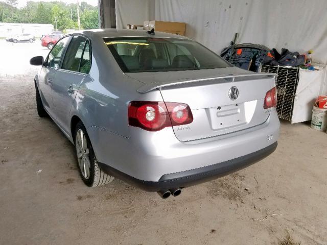 3VWRA7AJ3AM028780 - 2010 VOLKSWAGEN JETTA WOLF SILVER photo 3