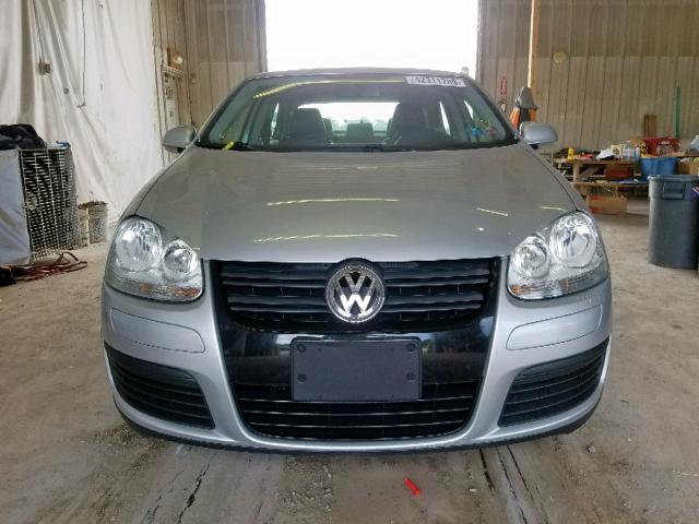 3VWRA7AJ3AM028780 - 2010 VOLKSWAGEN JETTA WOLF SILVER photo 9