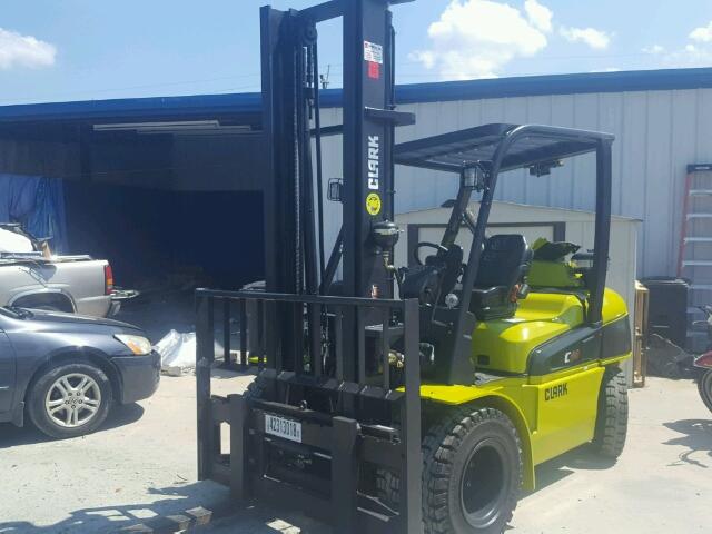 P455D - 2018 CLAR FORKLIFT YELLOW photo 2