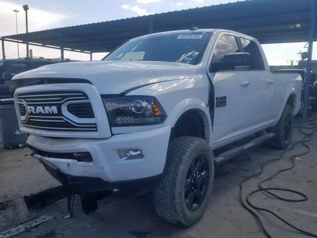 3C6UR5FL8JG332312 - 2018 RAM 2500 LARAM WHITE photo 2