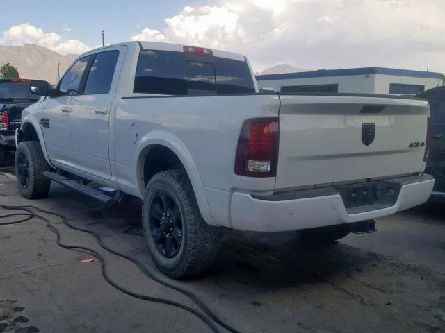 3C6UR5FL8JG332312 - 2018 RAM 2500 LARAM WHITE photo 3