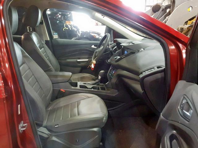 1FMCU9G96HUC51762 - 2017 FORD ESCAPE SE RED photo 5